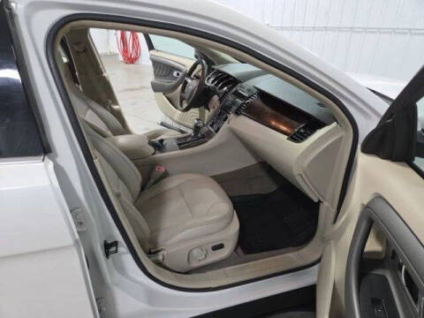 2011 Ford Taurus SEL