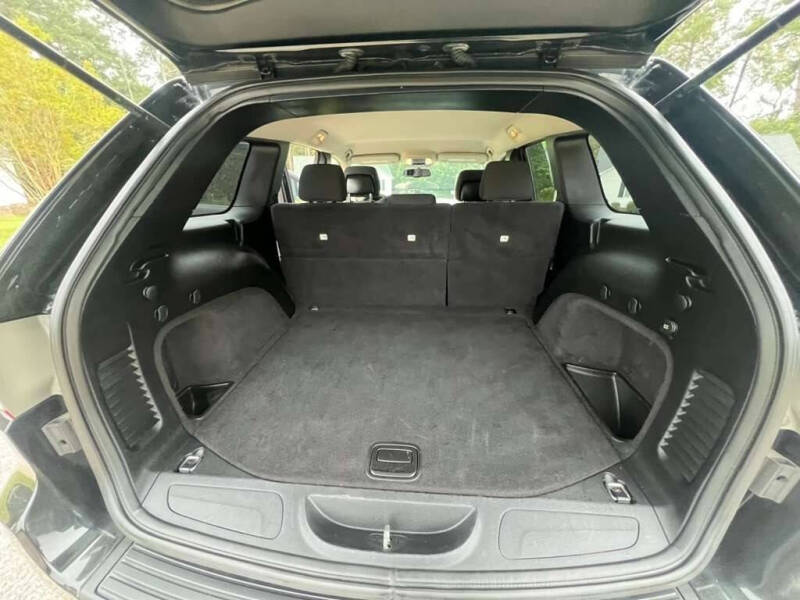 2012 Jeep Grand Cherokee Laredo