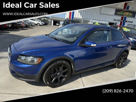 2008 Volvo C30 for sale at Ideal Car Sales in Los Banos CA