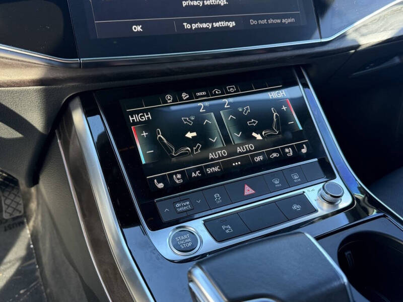 2021 Audi Q8 quattro Premium Plus 55 TFSI