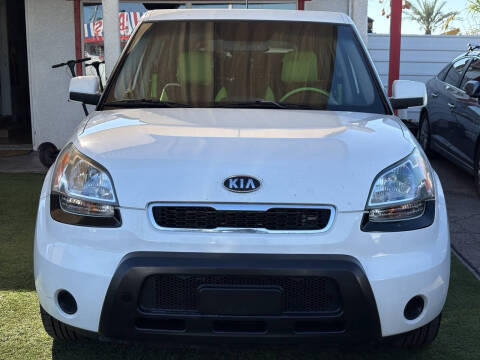 2010 Kia Soul +