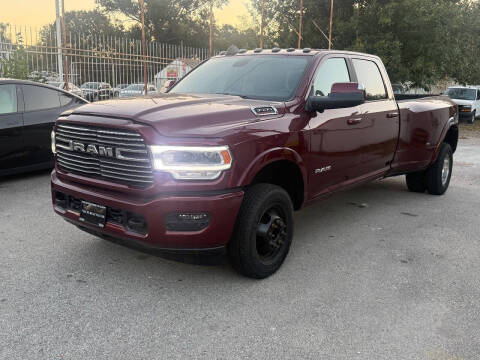 2022 RAM 3500 Laramie