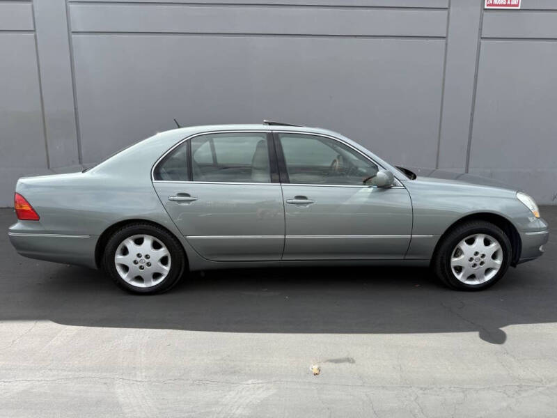 2003 Lexus LS 430