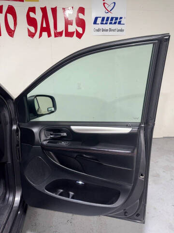 2016 Dodge Grand Caravan R/T