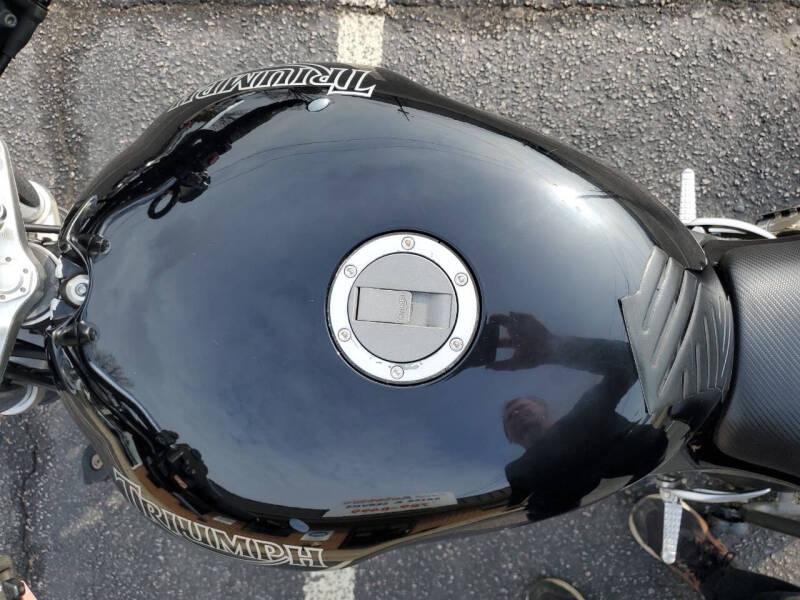 2004 Triumph Speed Triple