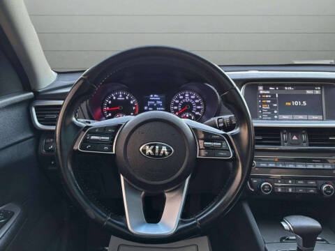 2019 Kia Optima S