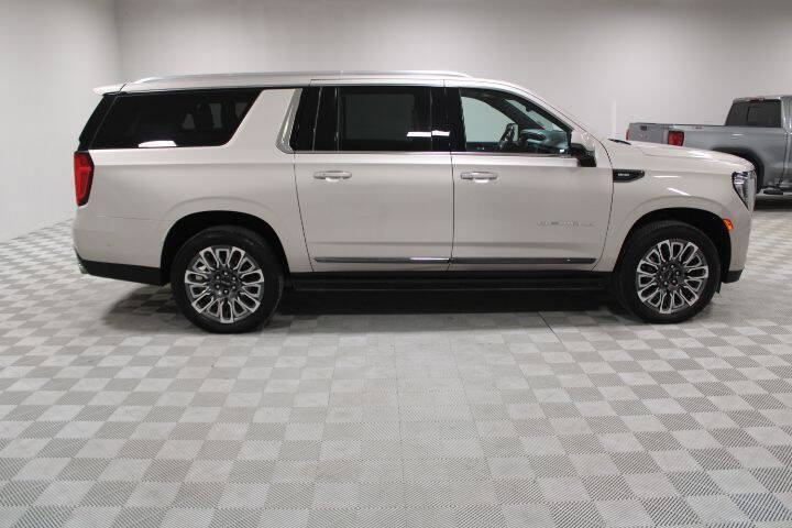2023 GMC Yukon XL Denali Ultimate