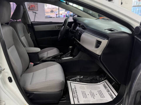 2016 Toyota Corolla LE Plus