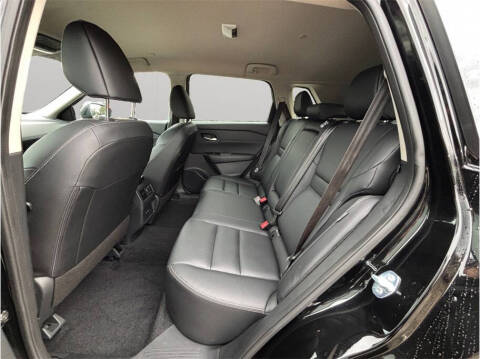 2026 Nissan Rogue SL