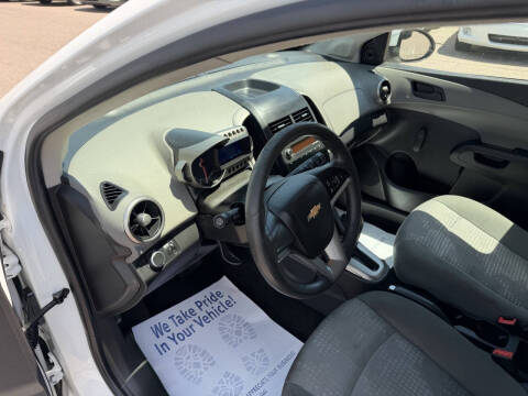 2016 Chevrolet Sonic LS Auto