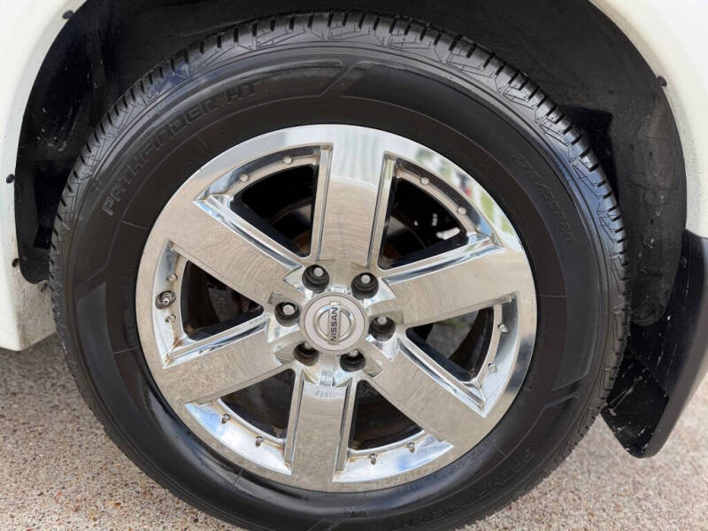 2014 Nissan Armada Platinum
