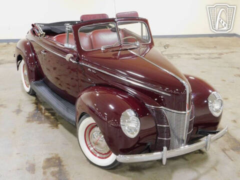 1940 Ford Deluxe