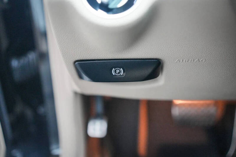 2011 Mercedes-Benz C-Class