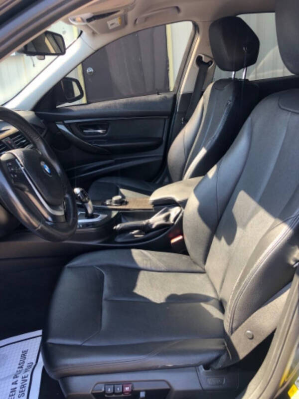 2015 BMW 3 Series 328i