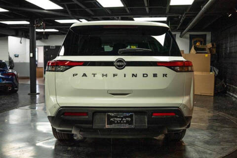 2024 Nissan Pathfinder S