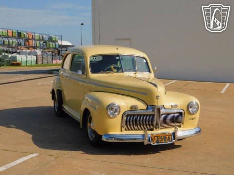 1942 Ford Super Deluxe