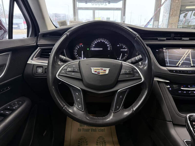 2018 Cadillac XT5 Premium Luxury