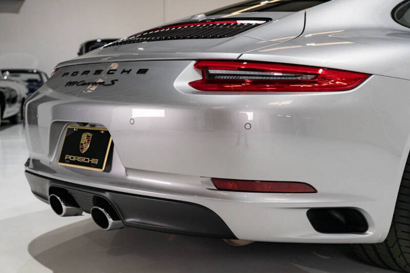 2019 Porsche 911 Carrera S