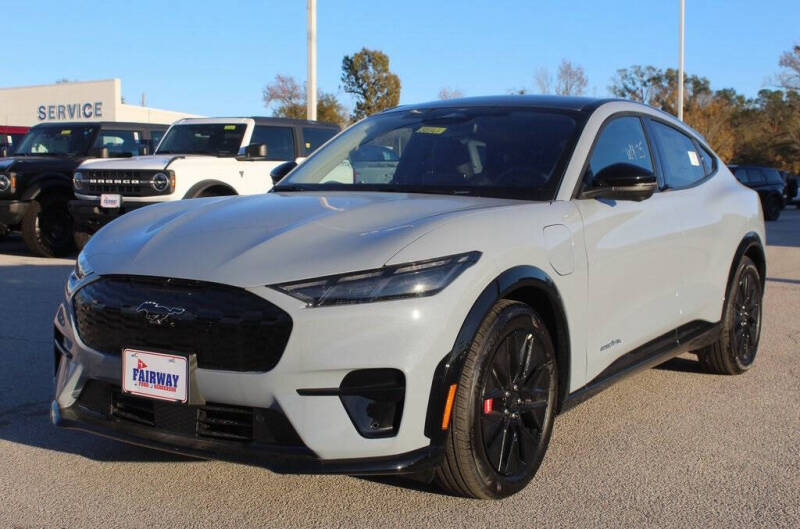 2025 Ford Mustang Mach-E Premium