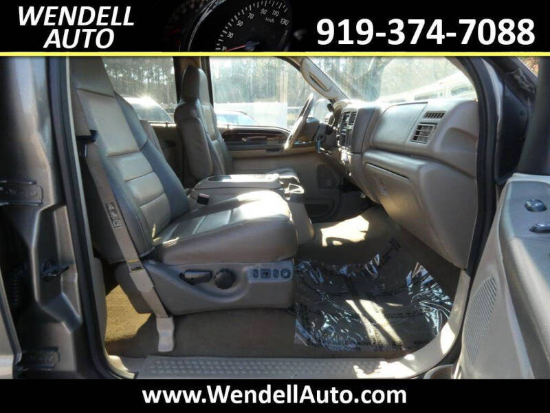 2004 Ford Excursion Eddie Bauer