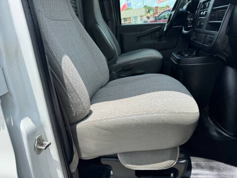 2016 Chevrolet Express 2500