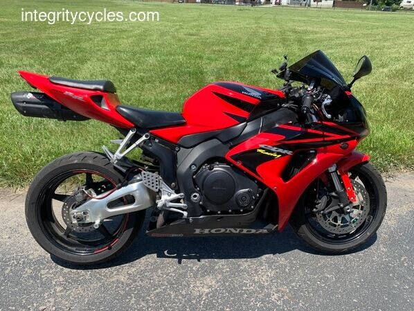 2006 Honda CBR1000RR for sale at INTEGRITY CYCLES LLC in Columbus OH