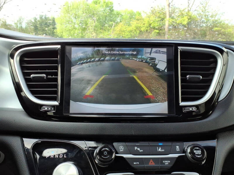 2025 Chrysler Pacifica Limited