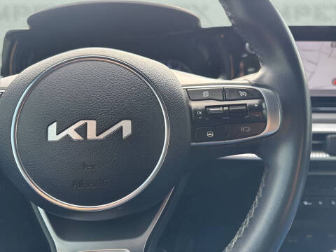 2022 Kia K5
