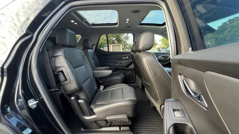 2020 Chevrolet Traverse LT Leather