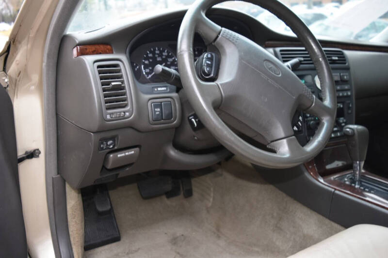 2000 Infiniti Q45 Anniversary