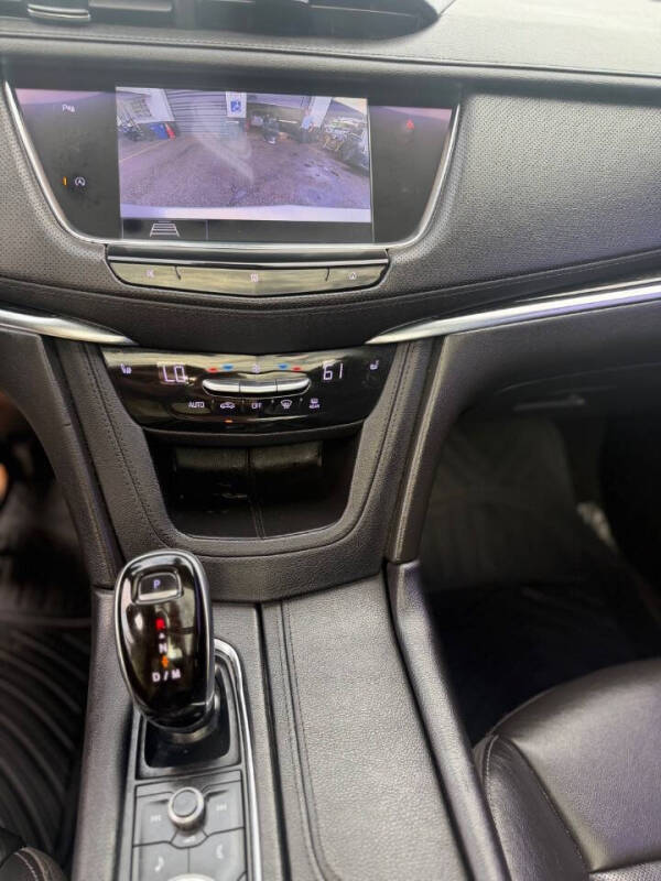 2020 Cadillac XT5 Premium Luxury