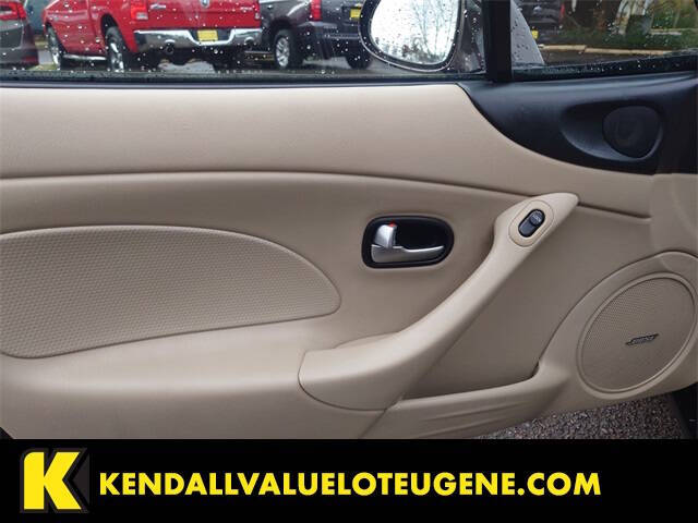 2004 Mazda MX-5 Miata LS