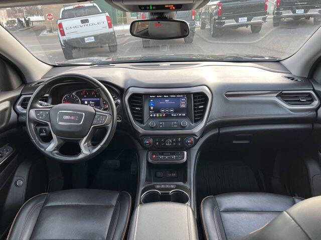 2021 GMC Acadia AT4