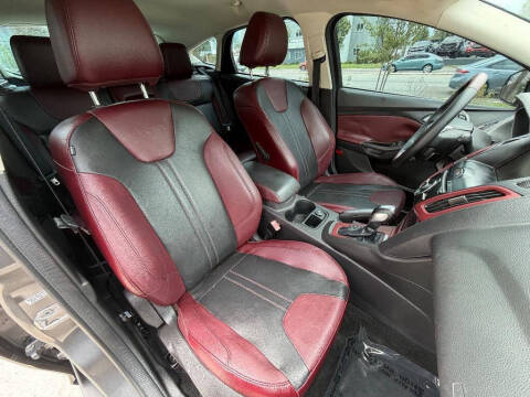 2012 Ford Focus SEL