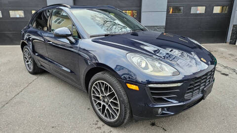 2017 Porsche Macan