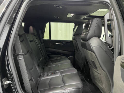 2018 Cadillac Escalade Platinum