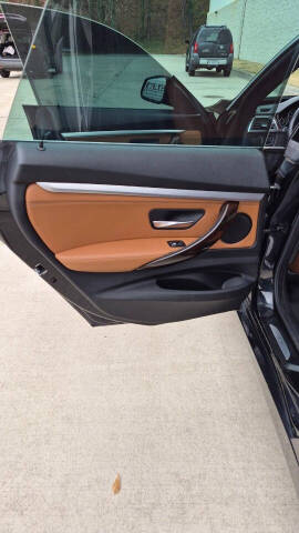 2017 BMW 3 Series 330i xDrive Gran Turismo