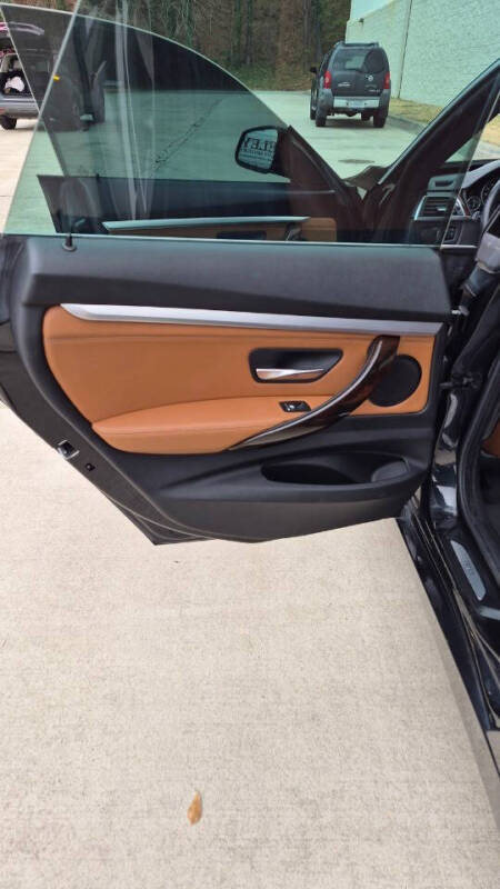 2017 BMW 3 Series 330i xDrive Gran Turismo