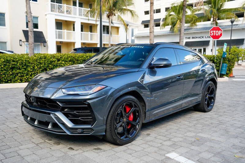 2019 Lamborghini Urus
