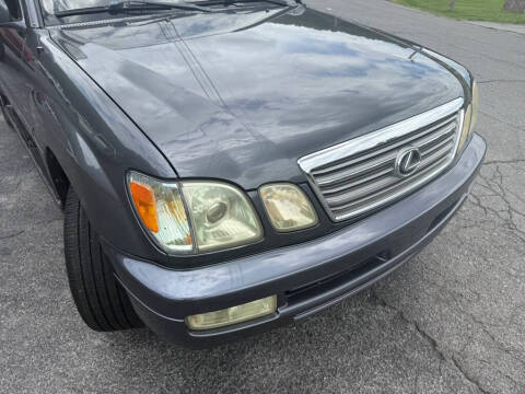 2003 Lexus LX 470