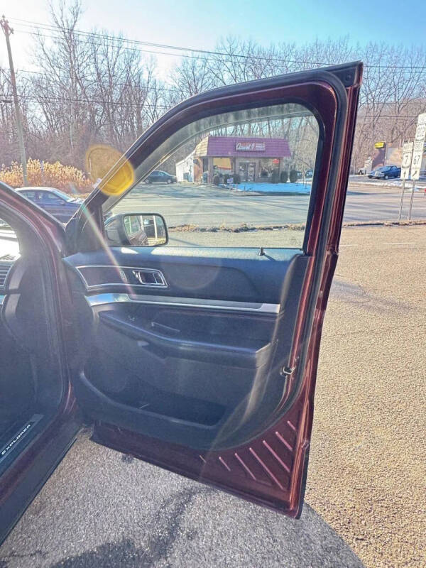 2016 Ford Explorer Sport