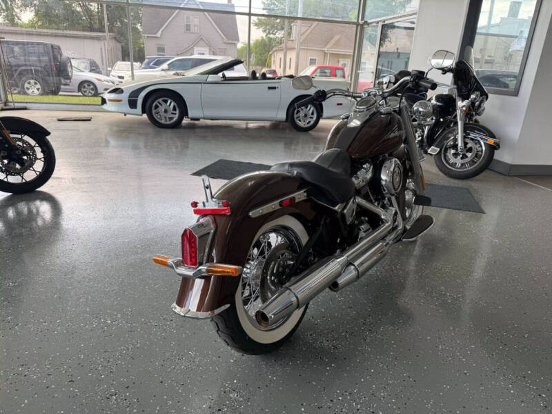 2019 Harley-Davidson FLDE Deluxe
