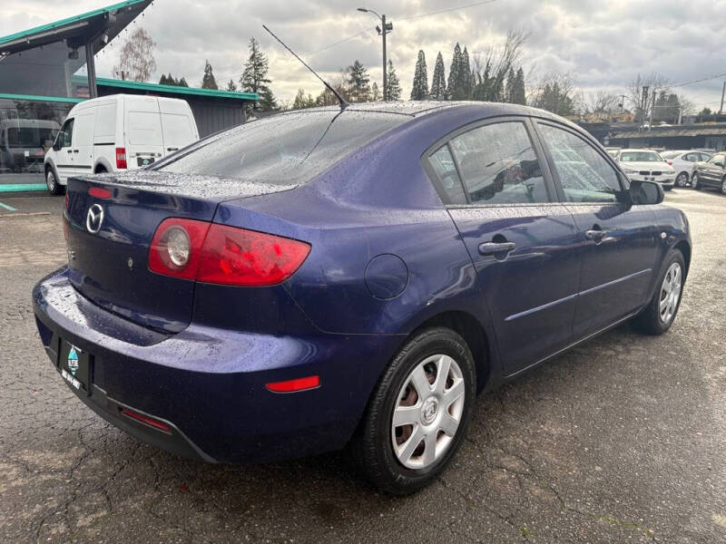 2005 Mazda MAZDA3 i