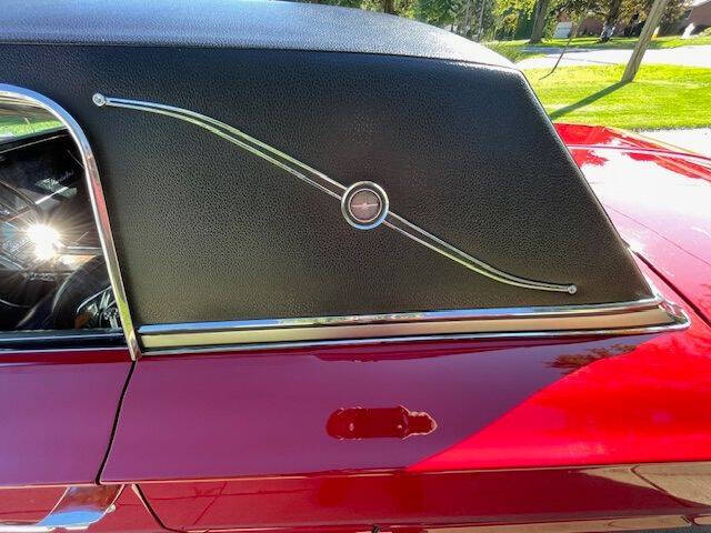 1966 Ford Thunderbird