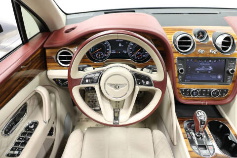 2020 Bentley Bentayga Hybrid