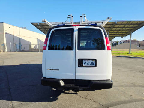 2017 Chevrolet Express 2500