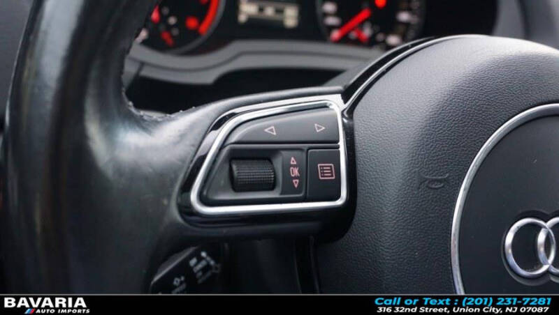 2017 Audi Q3 2.0T quattro Prestige