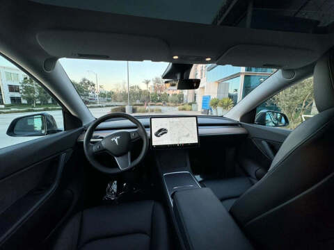 2024 Tesla Model Y Long Range