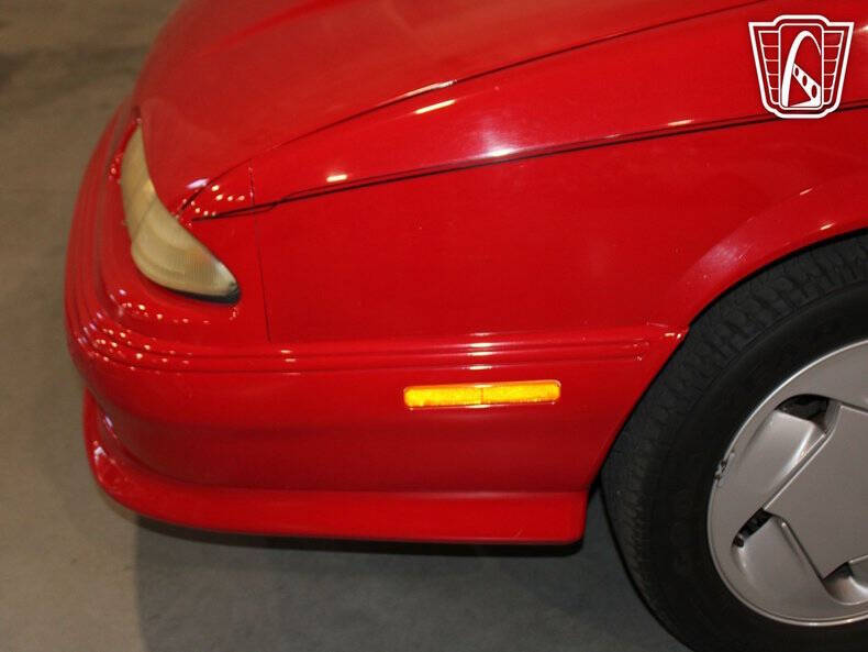 1993 Dodge Daytona ES