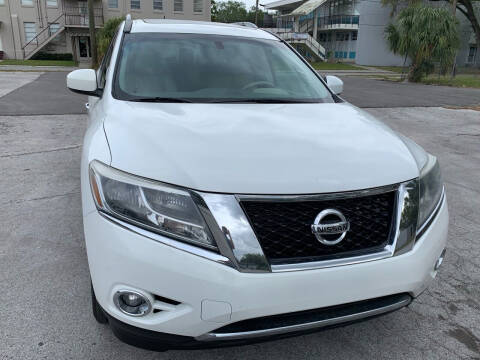 2013 Nissan Pathfinder for sale at Consumer Auto Credit in Tampa FL